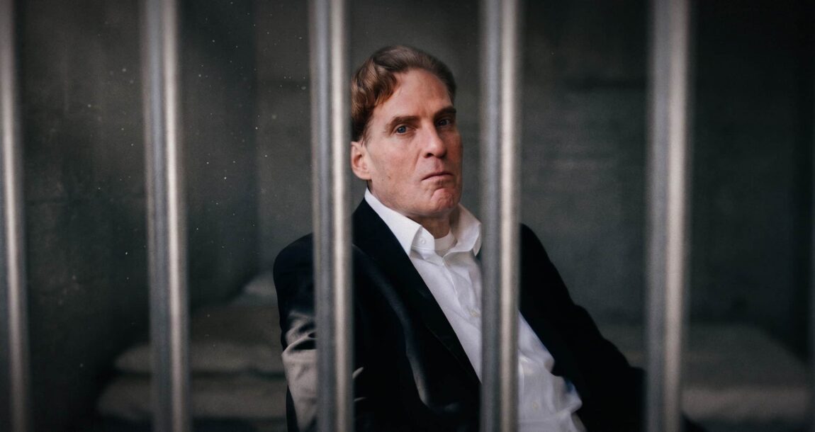 Image shows Greg Lindberg in jail